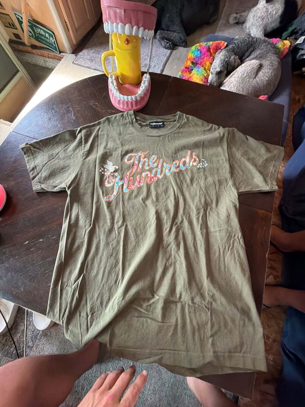 The Hundreds Cursive Graphic T-Shirt Size L Olive Green Floral Logo